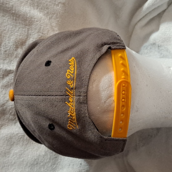 Los Angeles Lakers Hat (Hat1) - Picture 4 of 4